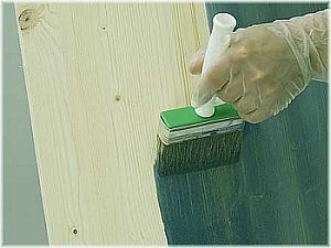 обработка древесины антисептиком и антипиреном