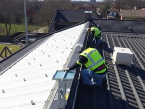 Монтаж кровельных систем с учётом требований пожарной безопасности: практическое руководство для ответственных проектов