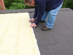 Монтаж кровельной изоляции: пошаговая инструкция, чтобы дом держал тепло и не ломал бюджет