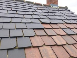 Ремонт старой шиферной крыши: варианты решений