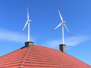 Кровля с возможностью установки ветрогенераторов: как выбрать и подготовить дом под ветроэнергетику