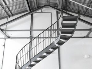 Каркас лестницы из металла: как выбрать, рассчитать и сделать надежно
